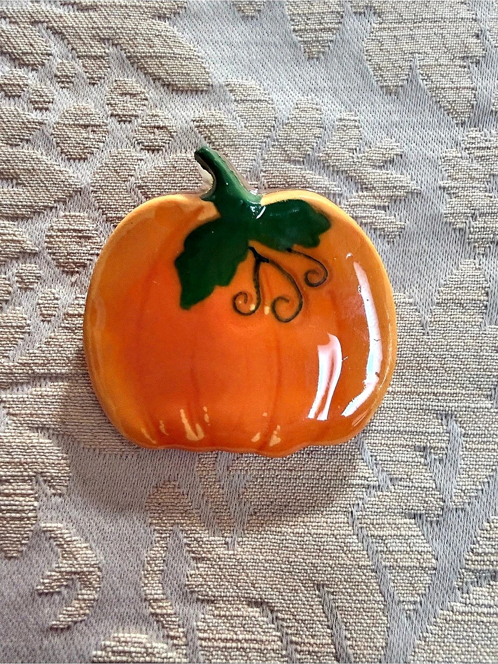 Pumpkin Brooch in Orange & Green